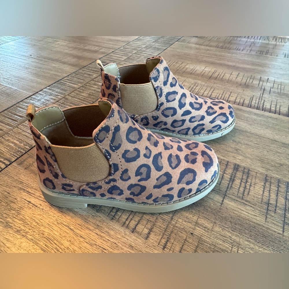 GAP | Toddler Leopard Chelsea Boots
